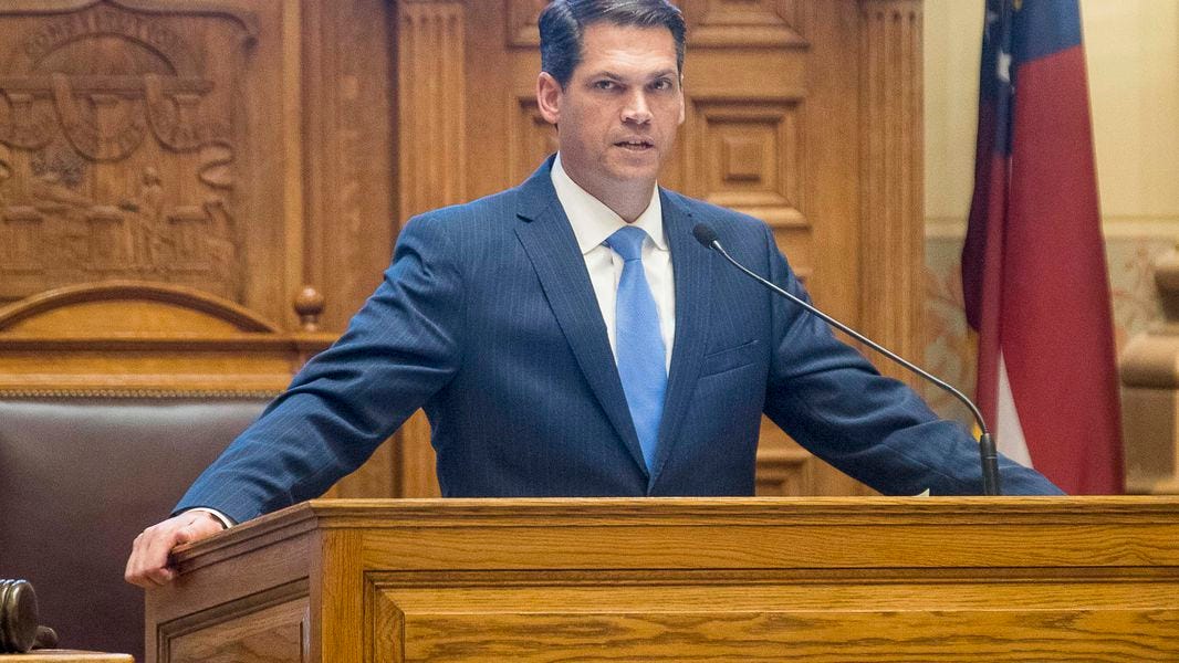 Duncan to take salary cut amid state spending reductions