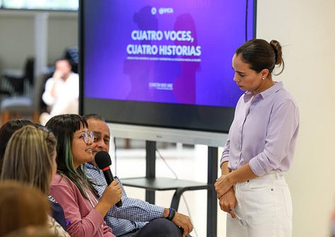 Inspira Ana Paty Peralta a jóvenes de la UPQROO para superar situación ...