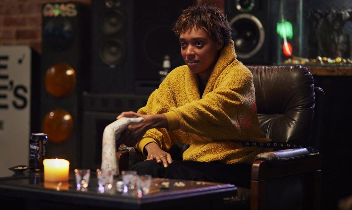 Talk to Me' review: A24's latest shocker grabs you - Los Angeles Times Talk to Me' review: A24's latest shocker grabs you - Los Angeles Times