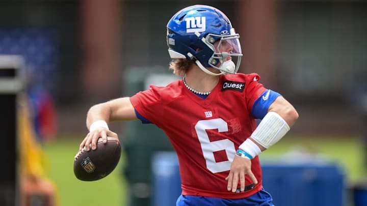 Jaxson Dart wasted no time turning heads at Giants rookie minicamp