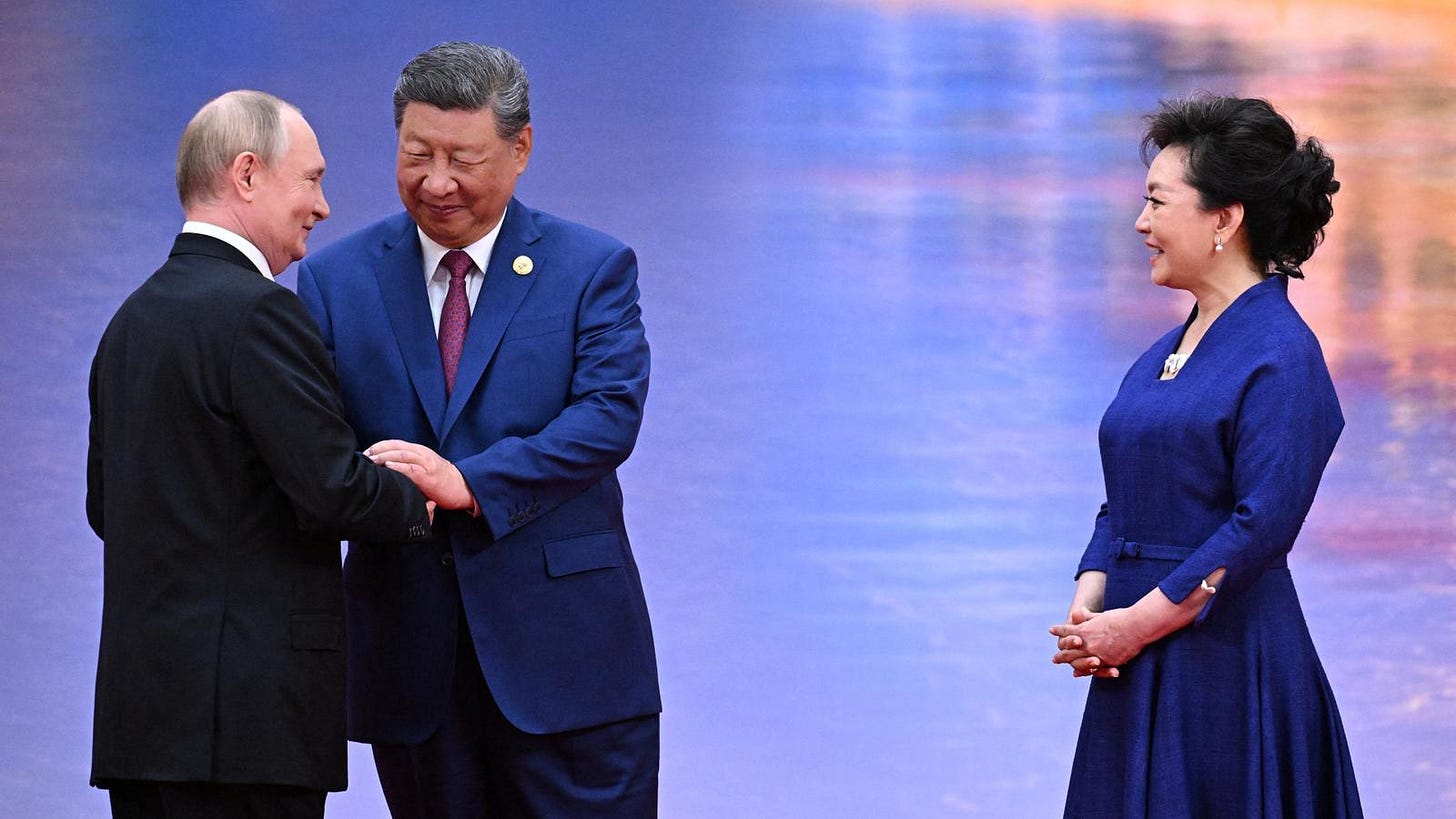 Xi abraza a Modi y protege a Putin: “Este será el siglo de Asia” Xi abraza a Modi y protege a Putin: “Este será el siglo de Asia”