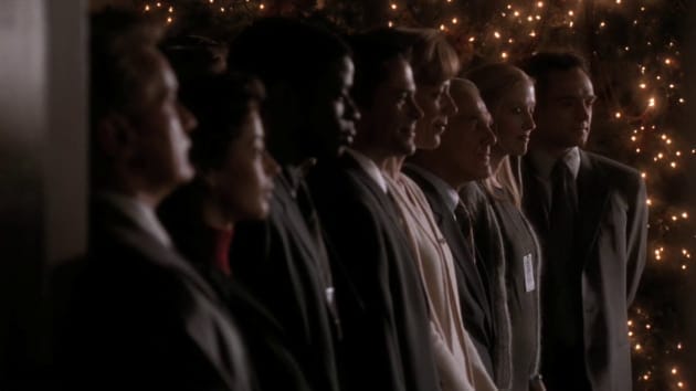 The West Wing Season 1 Episode 10 Review: In Excelsis Deo - TV Fanatic
