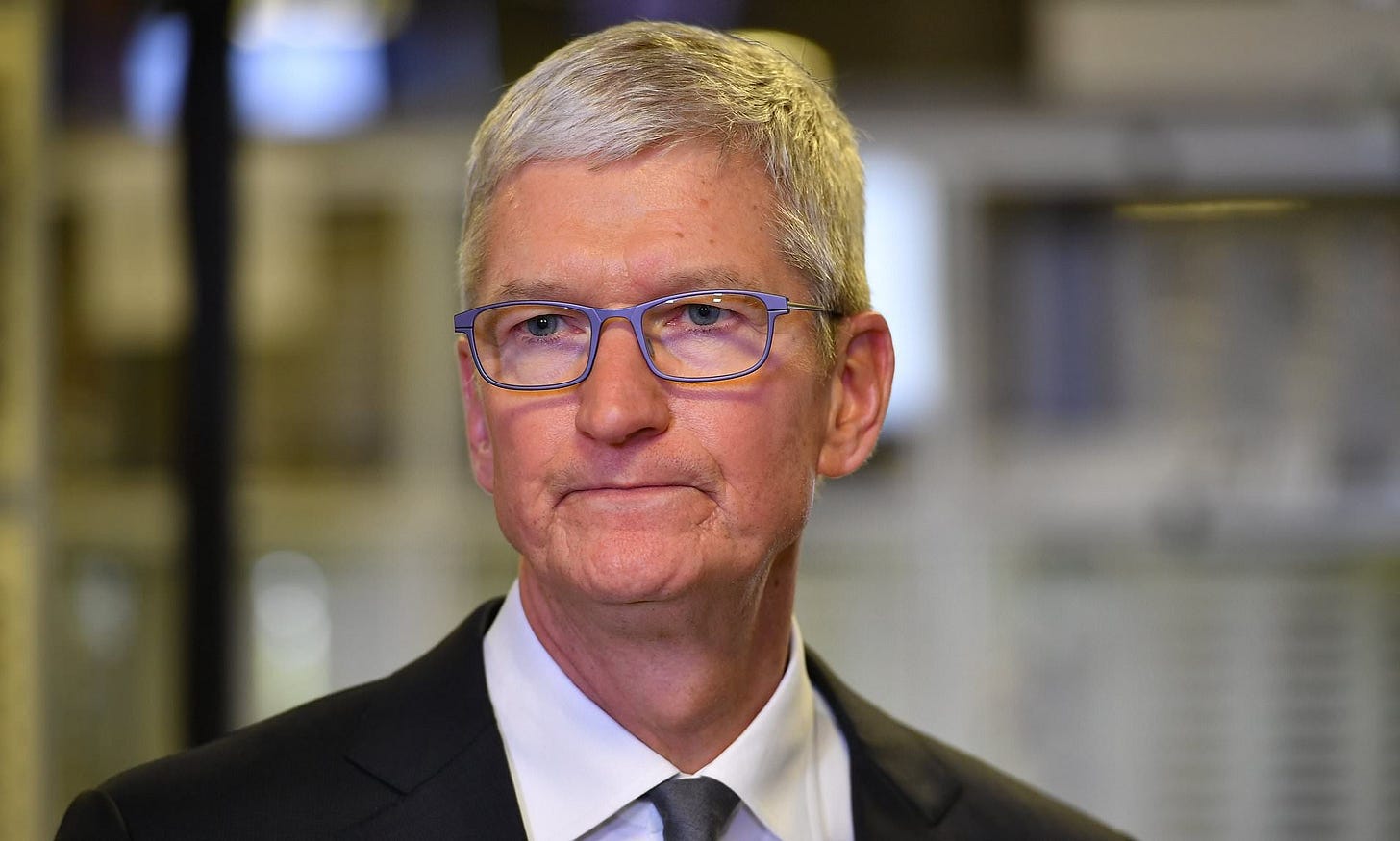 Apple boss Tim Cook is tough leader 'who leaves team in tears ...