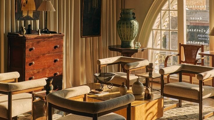 Refined layering: a tendência de décor de 2026