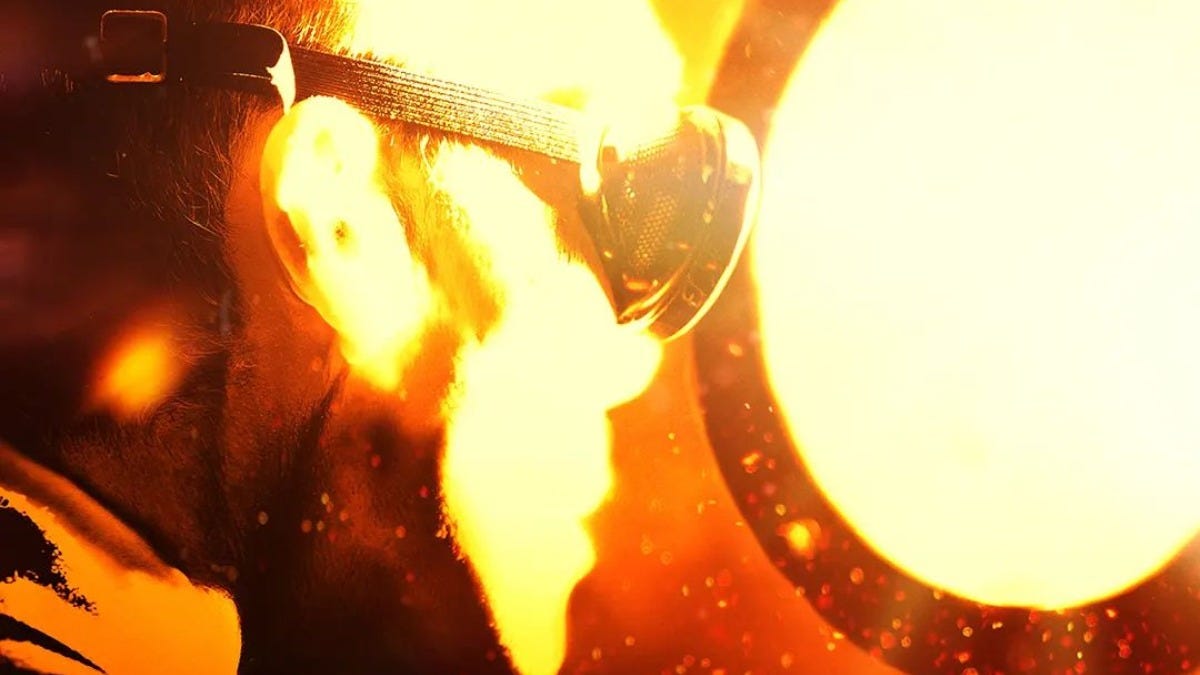 Oppenheimer: Christopher Nolan's film on nuclear blast creates hype with  explosive poster | Hollywood News – India TV