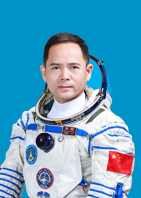 Zhang Lu (left), Wu Fei (center), and Zhang Hongzhang (right).