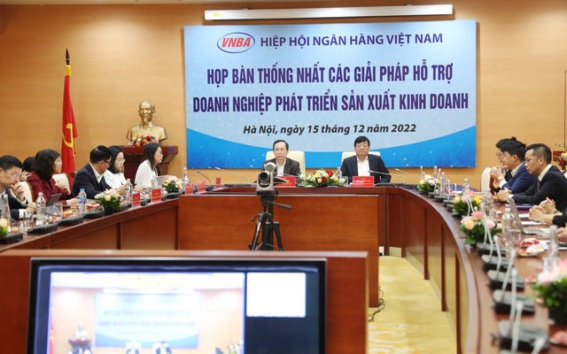 Các ngân hàng muốn được hỗ trợ thanh khoản bằng nghiệp vụ SWAP ngoại tệ và Các ngân hàng muốn được hỗ trợ thanh khoản bằng nghiệp vụ SWAP ngoại tệ và