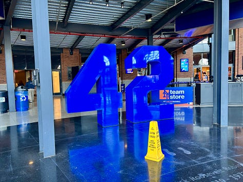 statue, memorbilia, rotunda