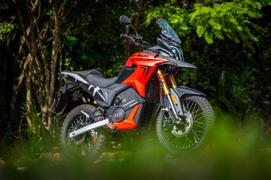 Moto vermelha e preta

O conteúdo gerado por IA pode estar incorreto.
