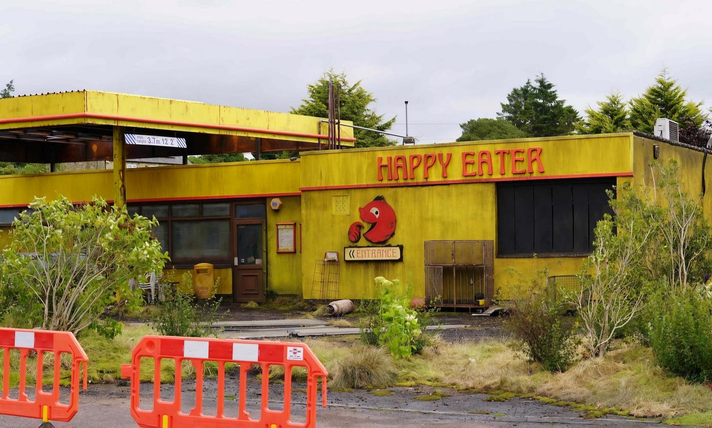 r/28dayslater - 28 Years Later is set in 2025...