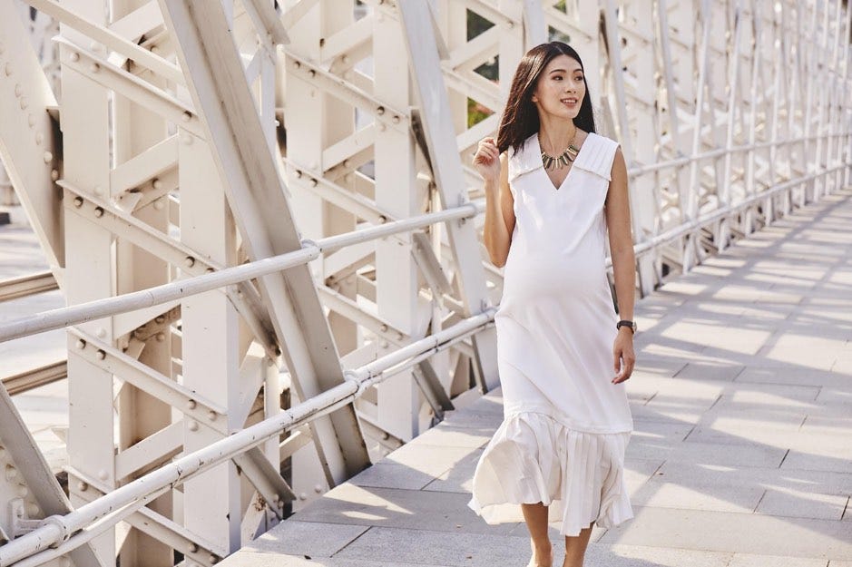 stylish maternity dress