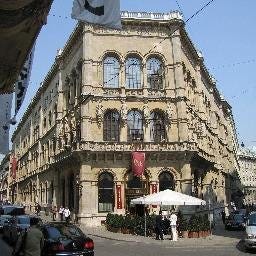 Anglophone Xenotrope