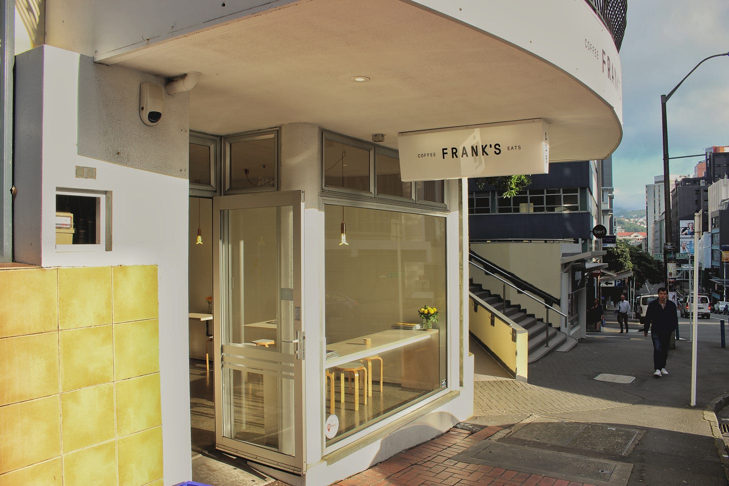 Frank's Coffee, The Terrace, Wellington. A must-visit specialty coffee experience.