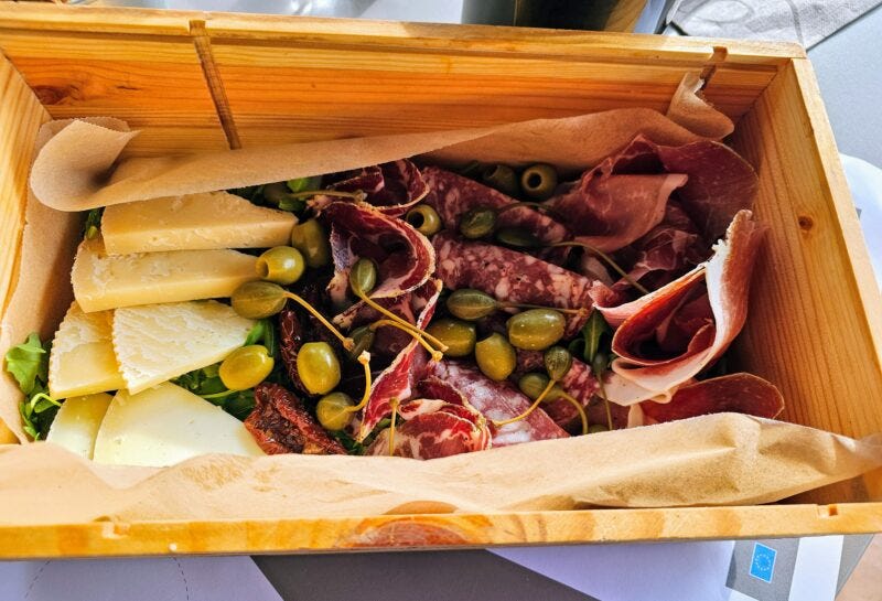 Accompaniments to the Villa Svetoni wine tasting 
