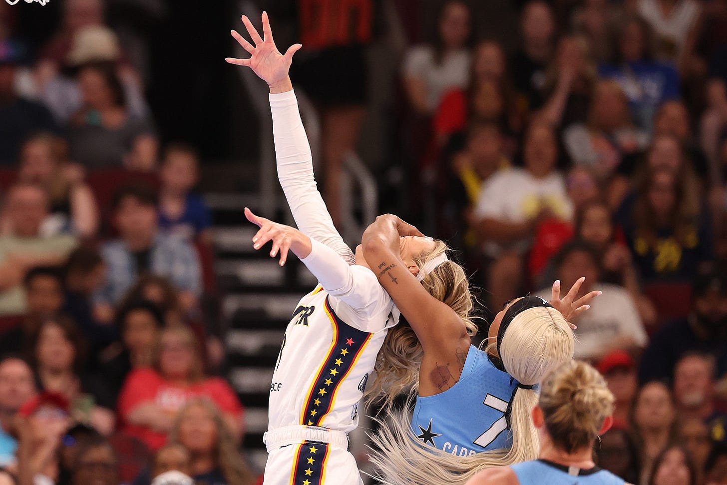 Chicago's DiJonai Carrington ejected for foul on Sophie Cunningham and  posts ‘white privilege'
