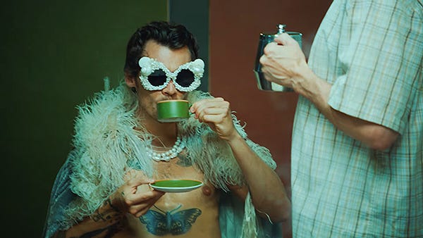 harry-styles-music-for-a-sushi-restaurant-official-video - SounDarts.gr