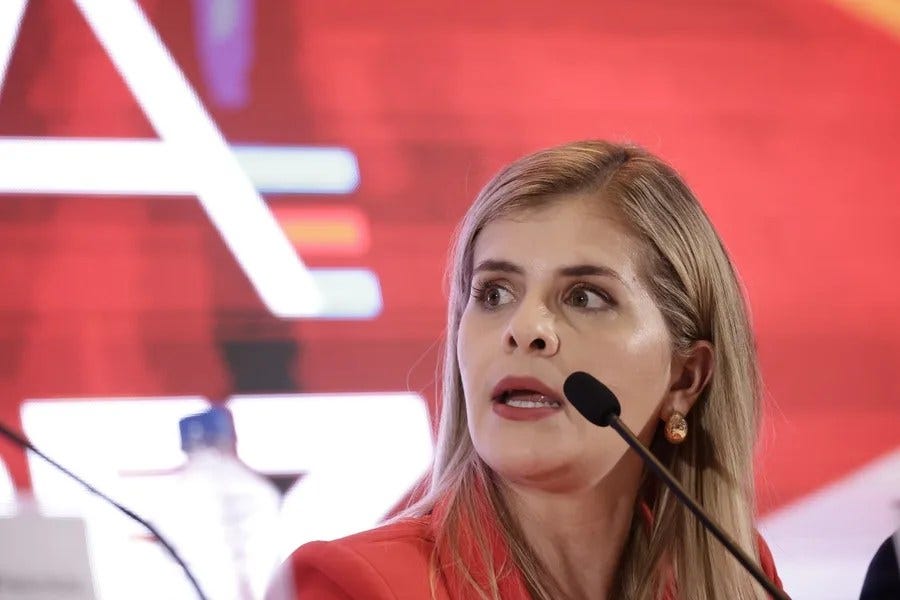 La presidenta electa de Costa Rica llama a la oposición a ayudar a crear "la tercera república" en el país La presidenta electa de Costa Rica llama a la oposición a ayudar a crear "la tercera república" en el país