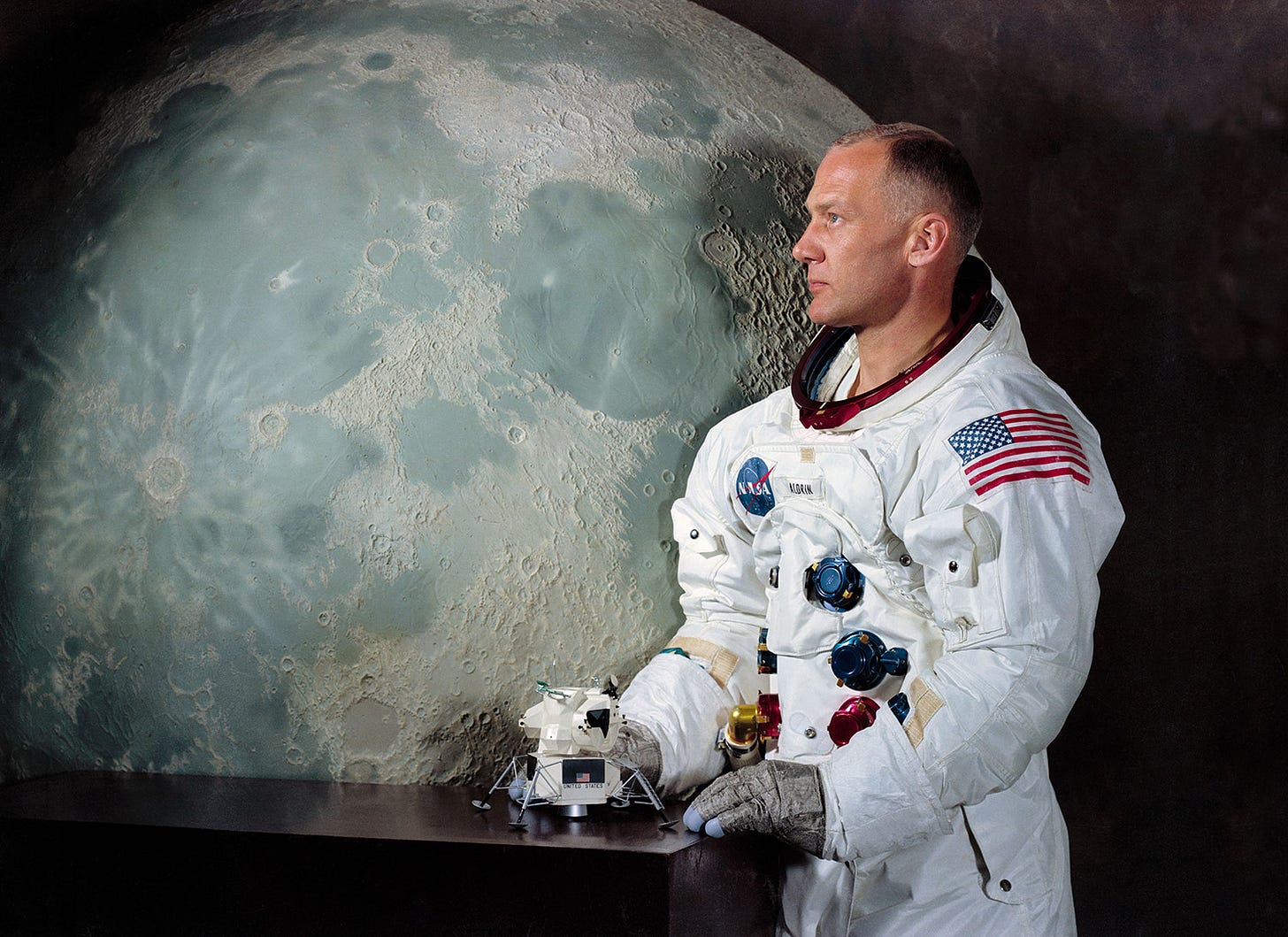 Buzz Aldrin: It's time to colonize the Red Planet - RocketSTEM