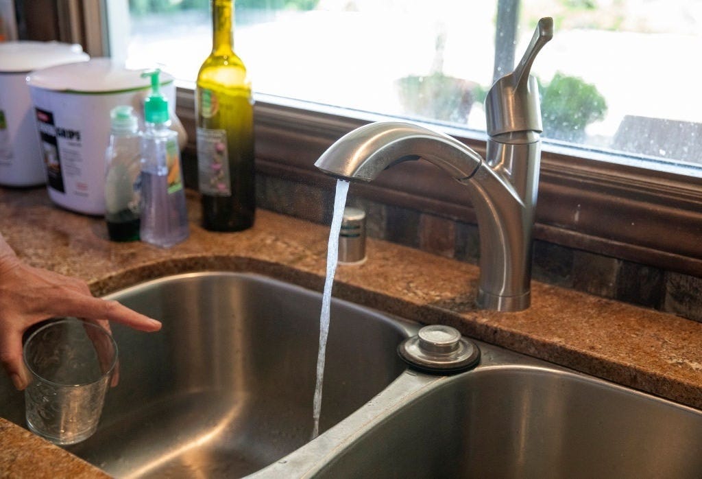 GettyImages-1241076140 tap water