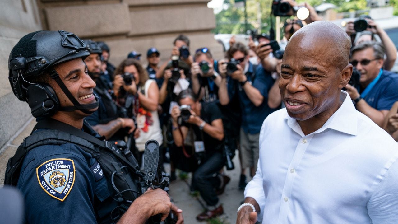 Officers told not to 'congregate' on duty in NYPD memo