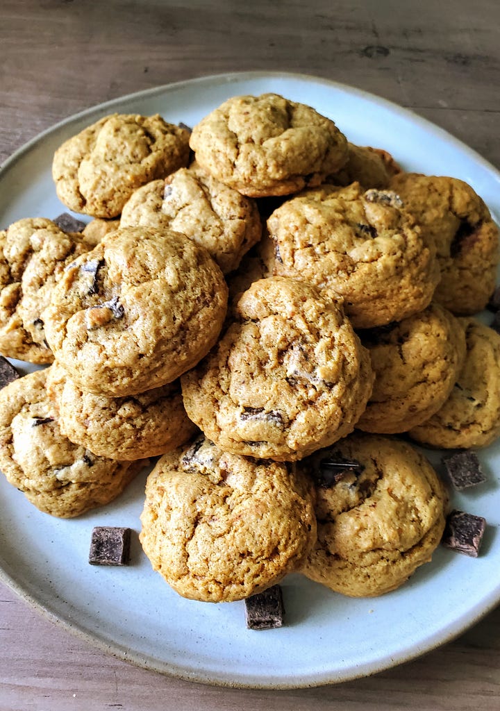 chocolate chunk cookies with sucanat