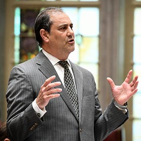 BREAKING: McMahon asks Lanza to "Sit Down" on Staten Island District Attorney Seat