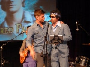 Jensen and Rob sing with the Elastic Waist Band Jensen and Rob sing with the Elastic Waist Band
