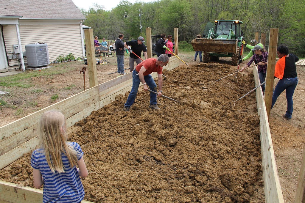 A TALE OF TWO GARDENS: A TALE OF TWO GARDENS: