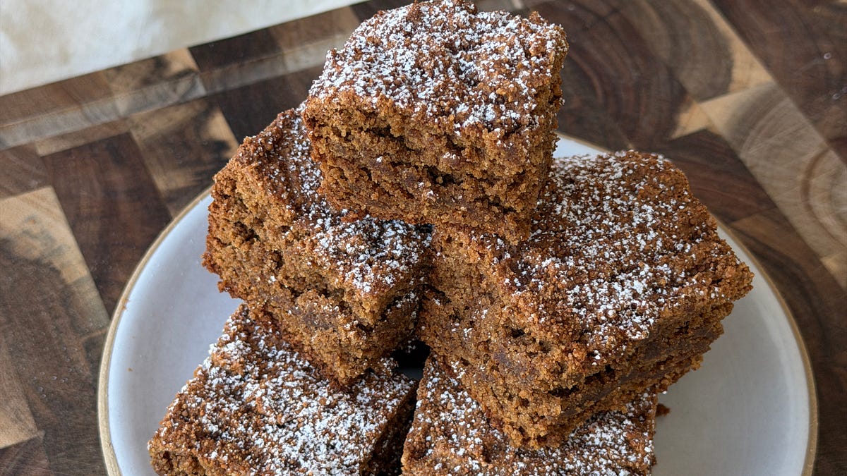 snickerdoodle cake bars  - by Samah Dada - UP TO DATE