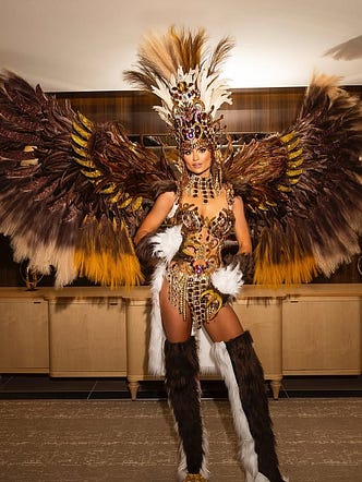 r/popculturechat - Rare slay: Miss USA, Audrey Eckert and her National Costume by Simon Villalba at the 2025 Miss Universe.