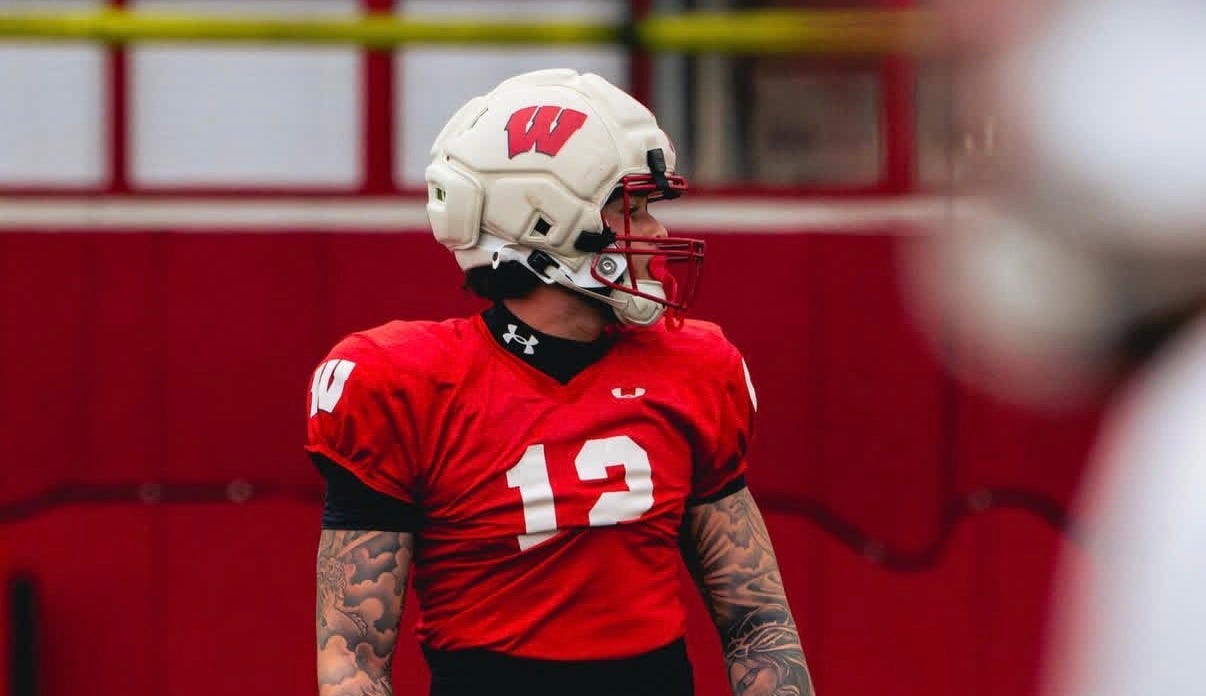 Wisconsin Badgers outside linebacker Nick Clayton on the field during practice. Wisconsin Badgers outside linebacker Nick Clayton on the field during practice.