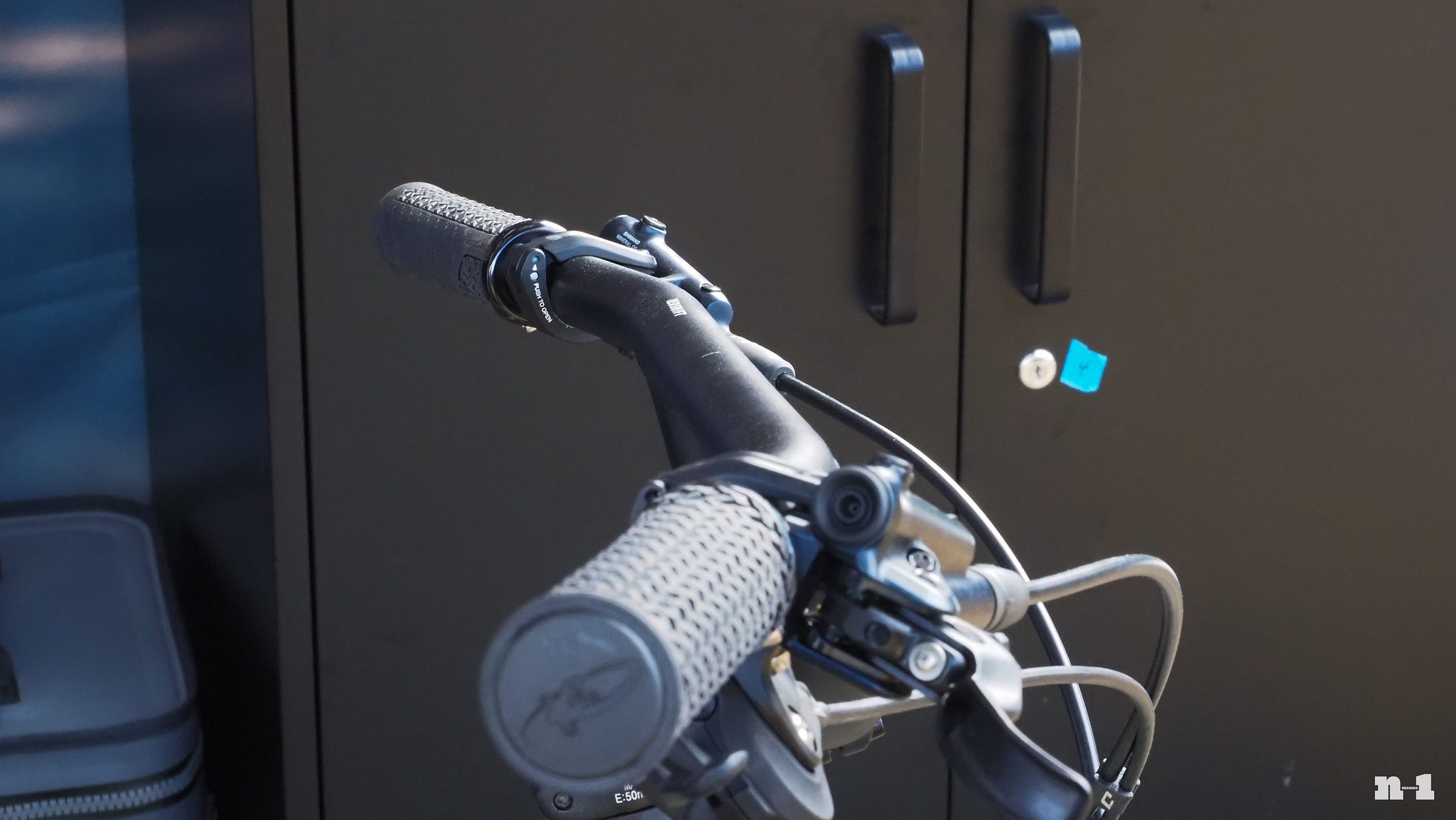 Redshift Sports Top Shelf Flat Handlebar