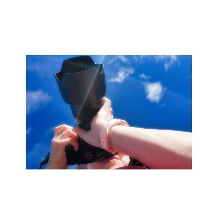 Lara Ellis Photography