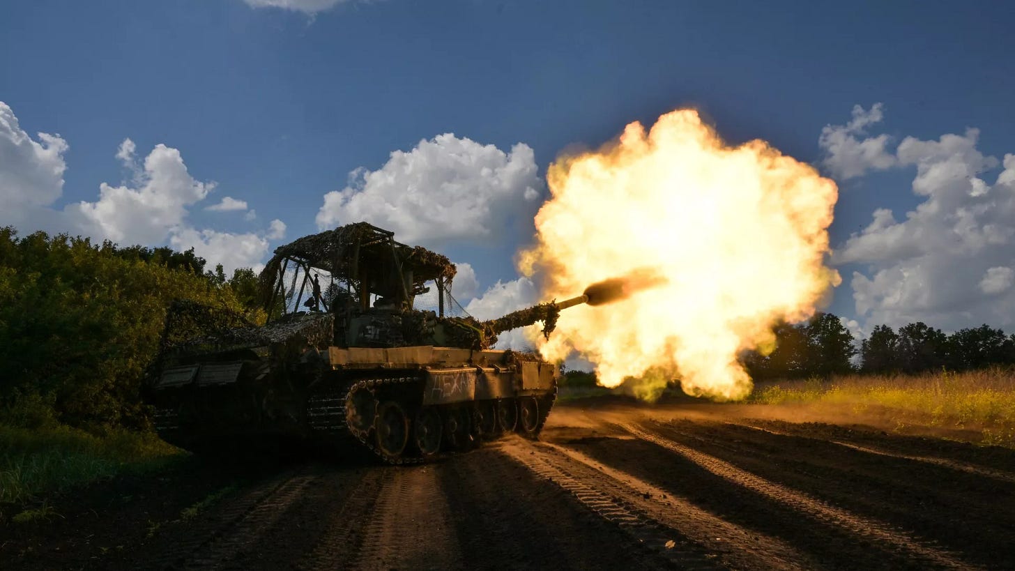 Сombat work of a Russian tank in the special military operation zone. File photo - Sputnik International, 1920, 26.10.2024