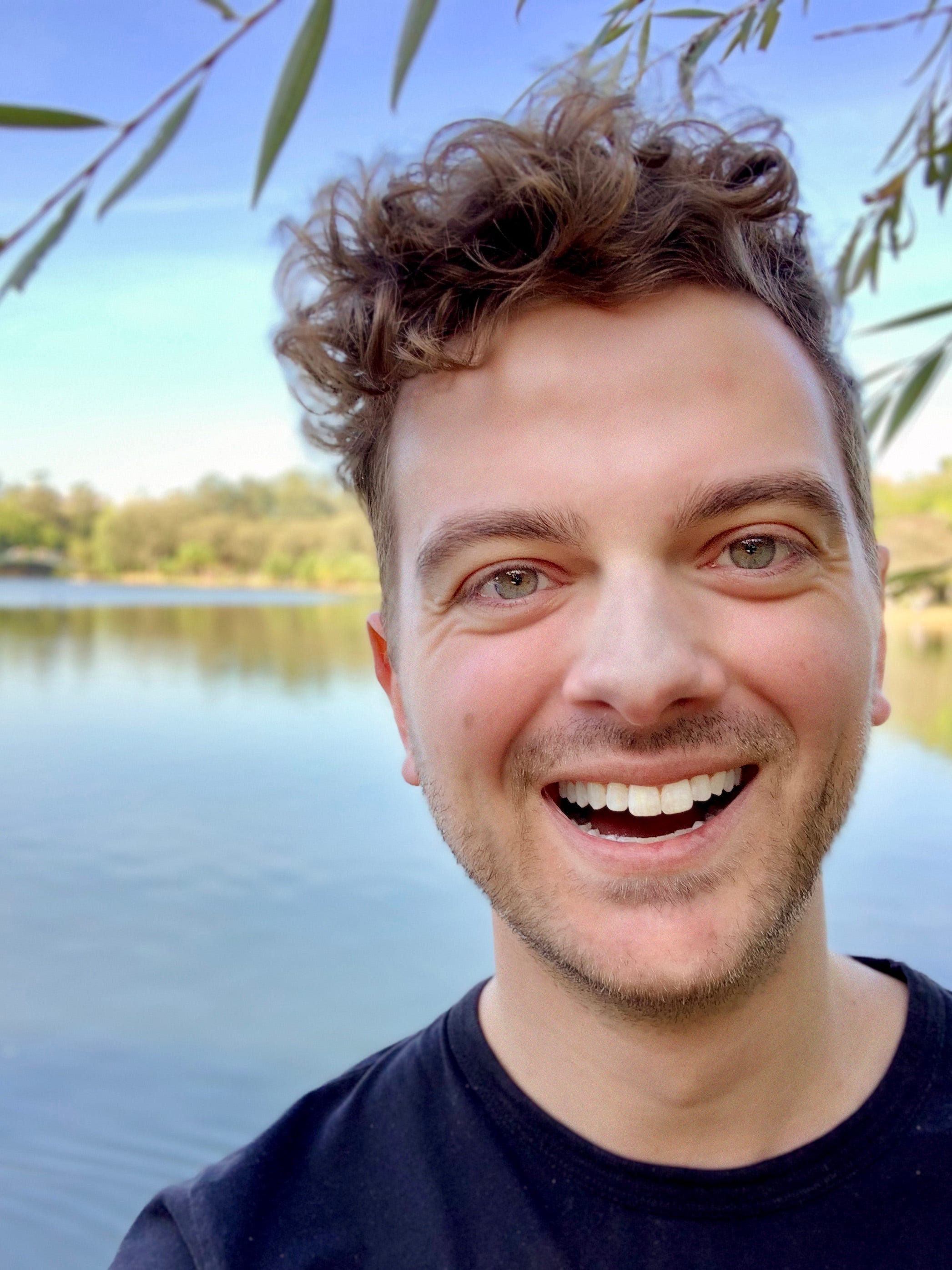 Substack profile picture for @somewhere
