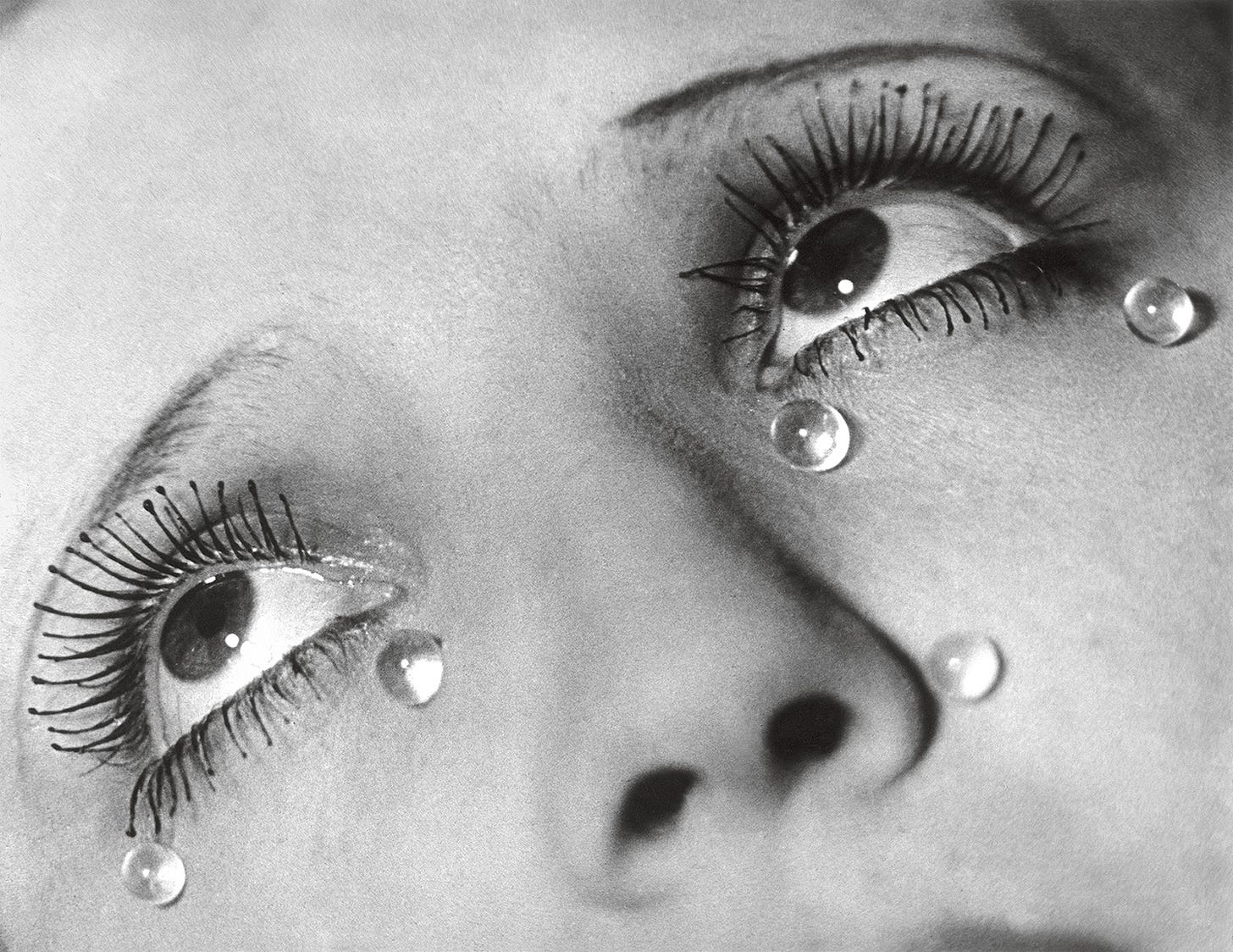 Man Ray, Larmes, 1932 © Man Ray 2015 Trust, by SIAE 2025 foto: Telimage, Paris