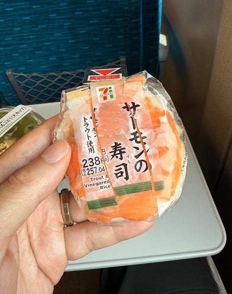 Various onigiri and hand rolls
