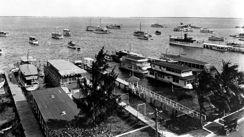 Miami City Docks in 1921. Courtesy of Florida State Archives.