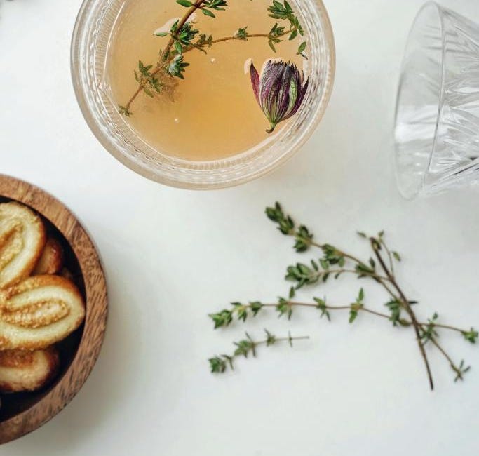 Herbal Teas to Help Menopause Symptoms: A Natural Remedy for Balance and Relief