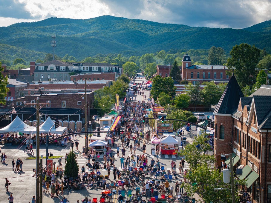 Find Yourself In The Land Of Waterfalls | Explore Brevard