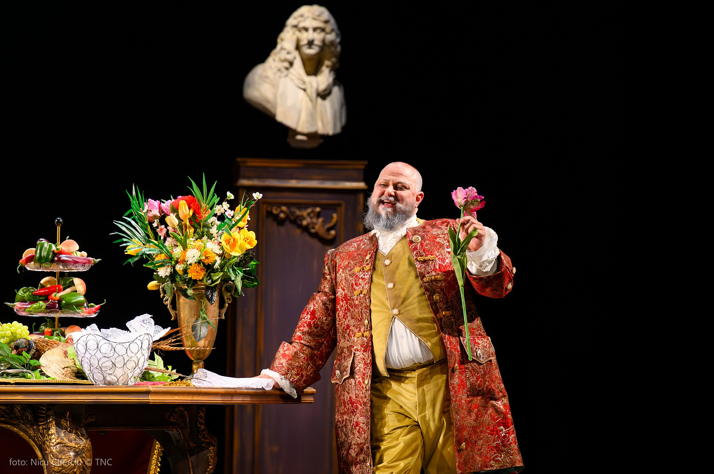 Agenda LiterNet / Oana Balaci: Dacă Avarul ar fi fost scris în capitalism - Minunata  lume nouă a domnului Harpagon