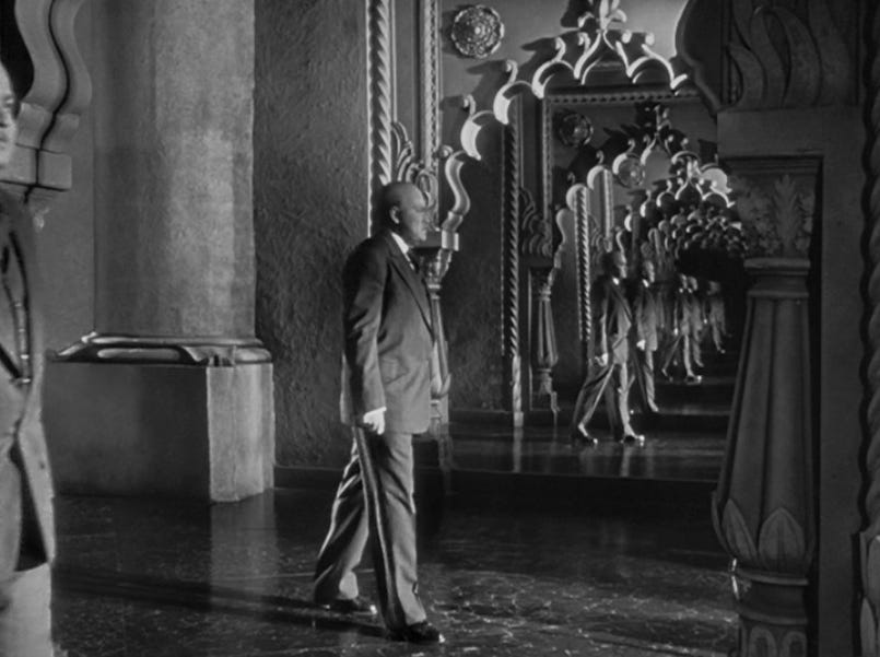 Mise en abyme. Orson Welles. Citizen Kane. 1941 | Citizen kane, Film history, Film stills