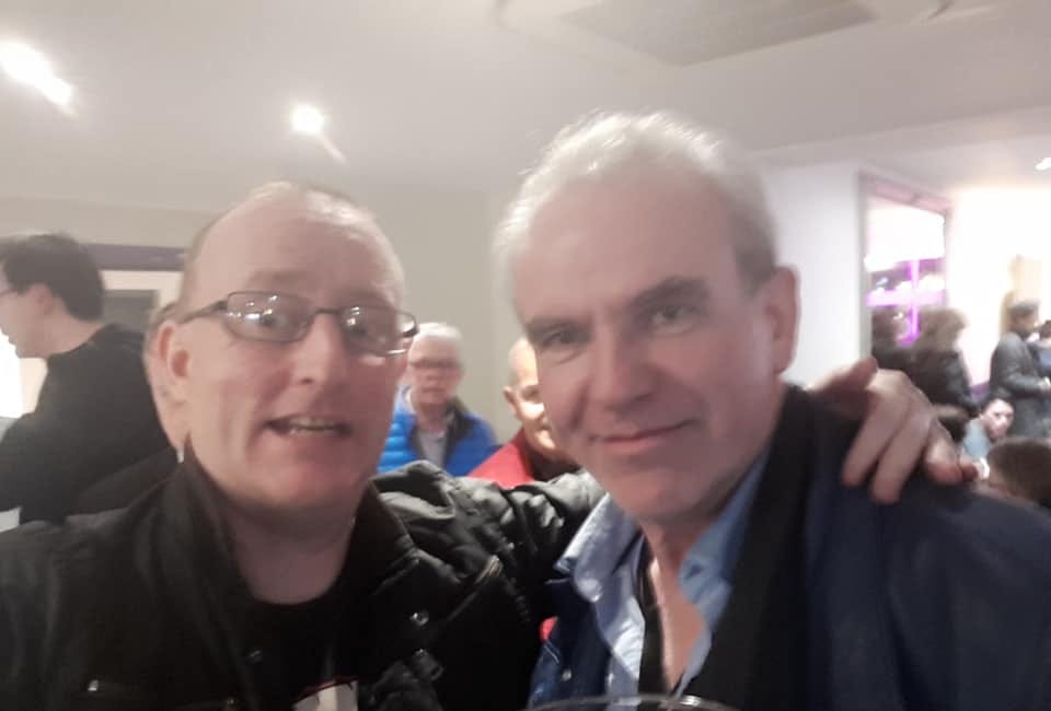 How Magician & Mentalist Ian Rowland's Book "The Full Facts of Cold Reading" saved the day for Navel Gazing Psychic Belly Button Mind Reading, Fortune Telling & Mentalism Entertainer Jonathan Royle