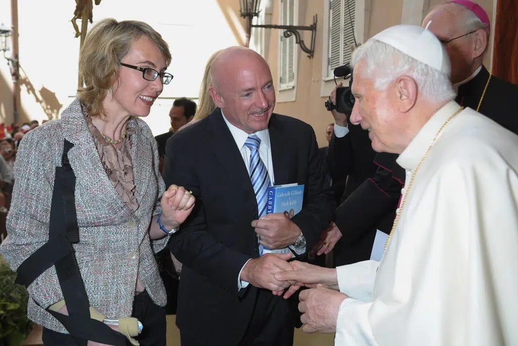 Gabby Giffords meets pope - Arlington Catholic Herald Gabby Giffords meets pope - Arlington Catholic Herald