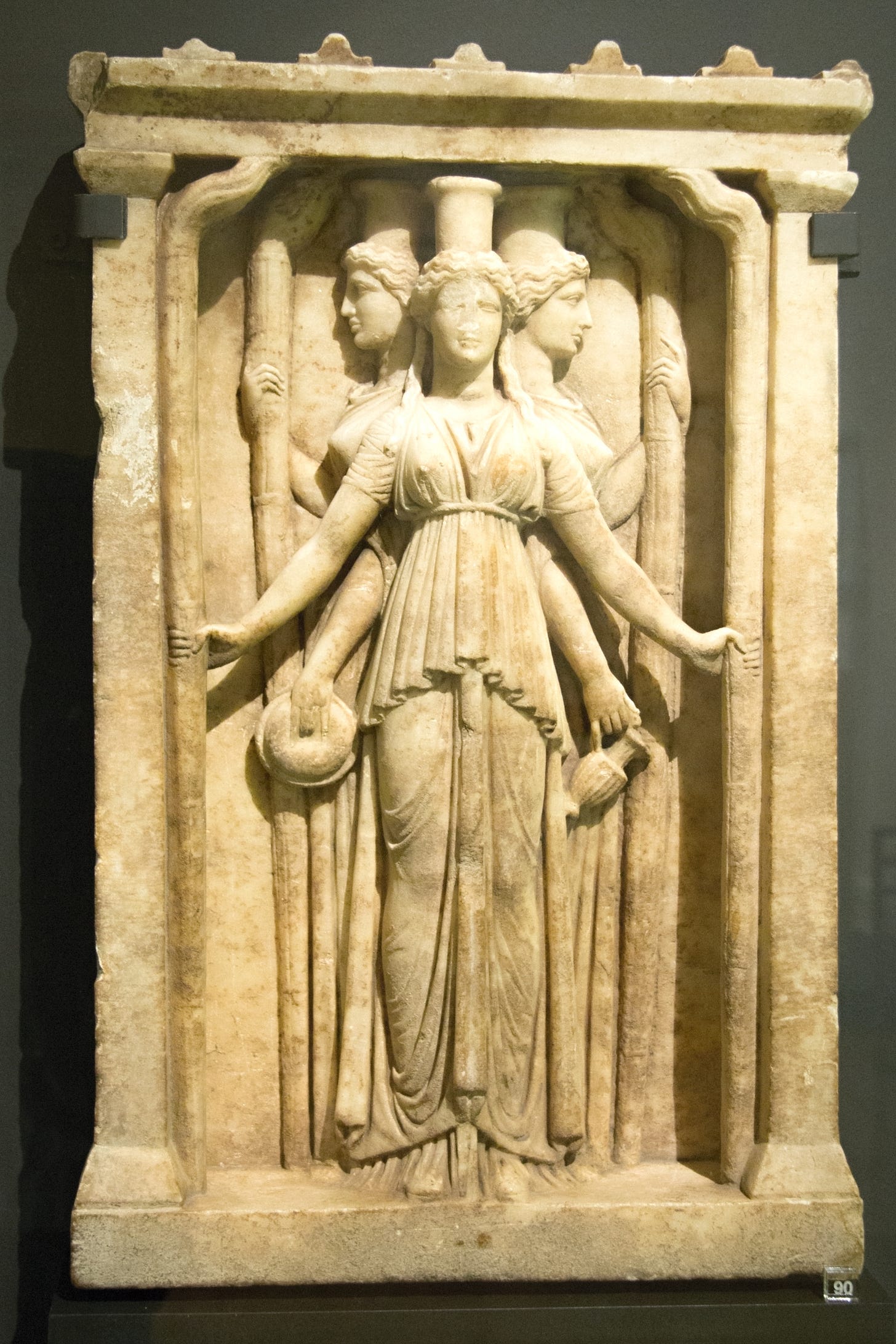 Hecate - Wikipedia Hecate - Wikipedia