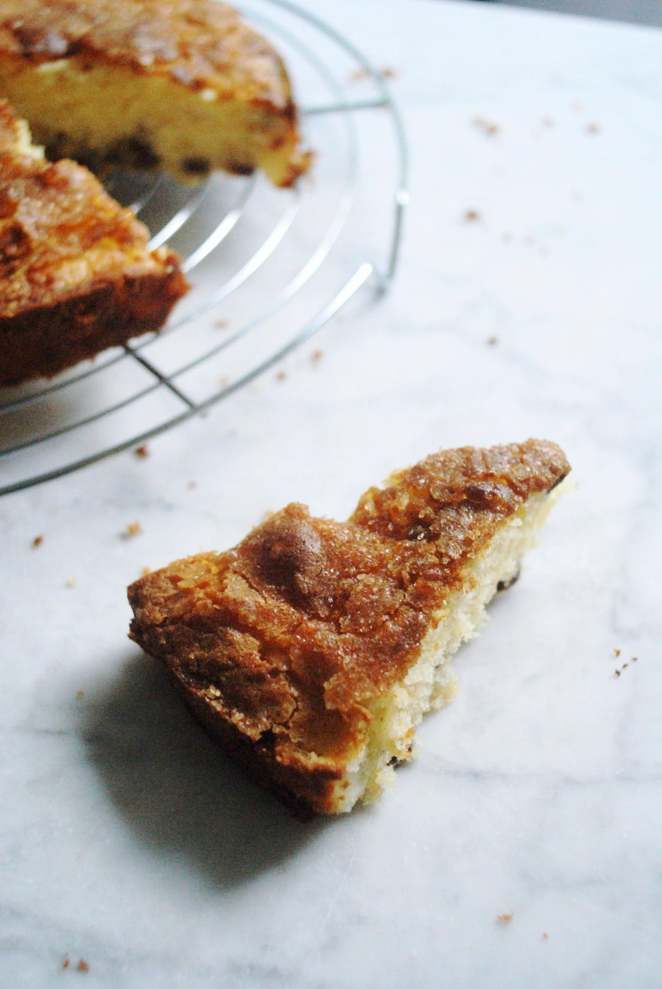 apple and sultana cake