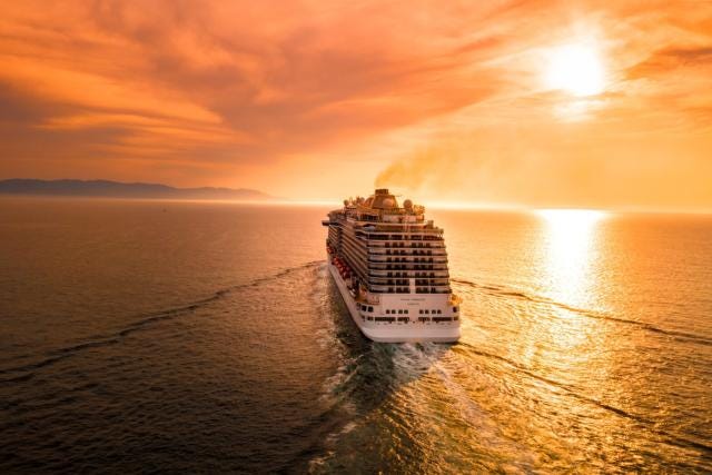 Things You Can Do When Your Cruise Ship Is Out At Sea