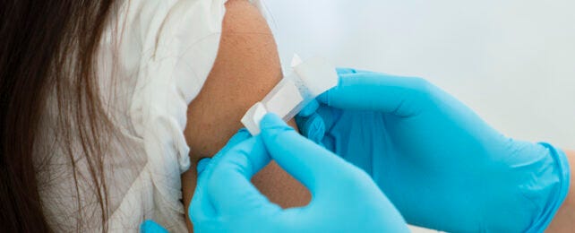 Vaccination plaster