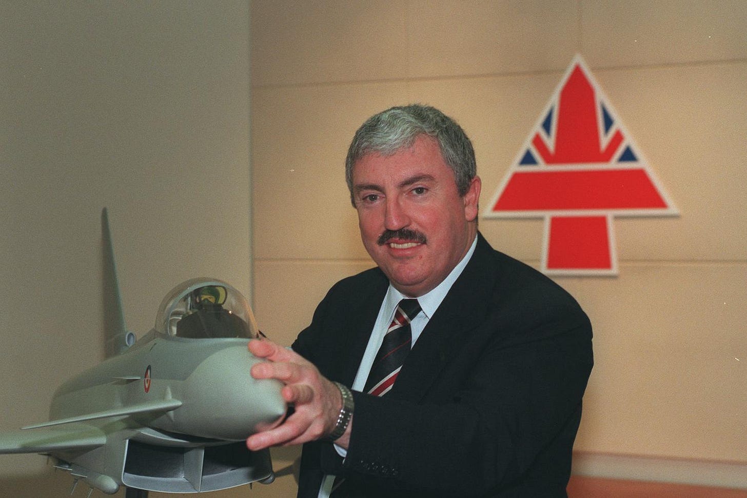 Former BAE chief 'immune on kickbacks'