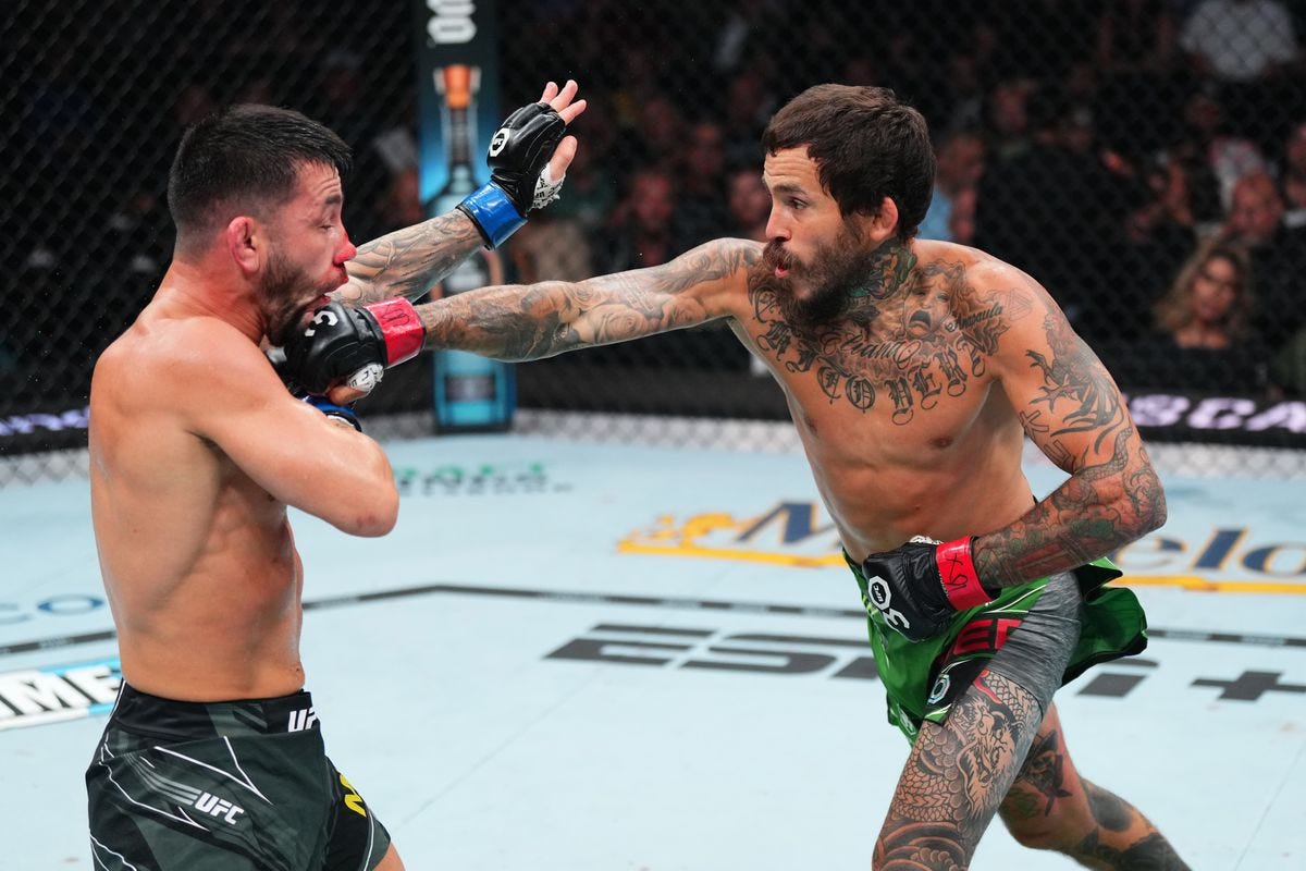UFC 292 results: Chito Vera busts up Pedro Munhoz with nasty jab to score  unanimous decision win - MMA Fighting